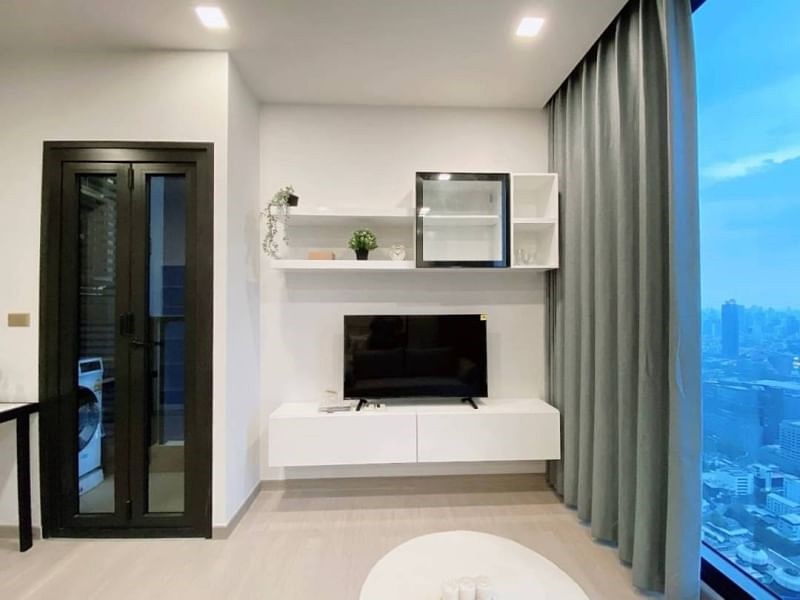 ให้เช่าคอนโด วันไนน์ไฟว์ อโศก-พระราม 9 พื้นที่ 35 ตรม. 1 ห้องนอน เช่า 28,000 บ/ด