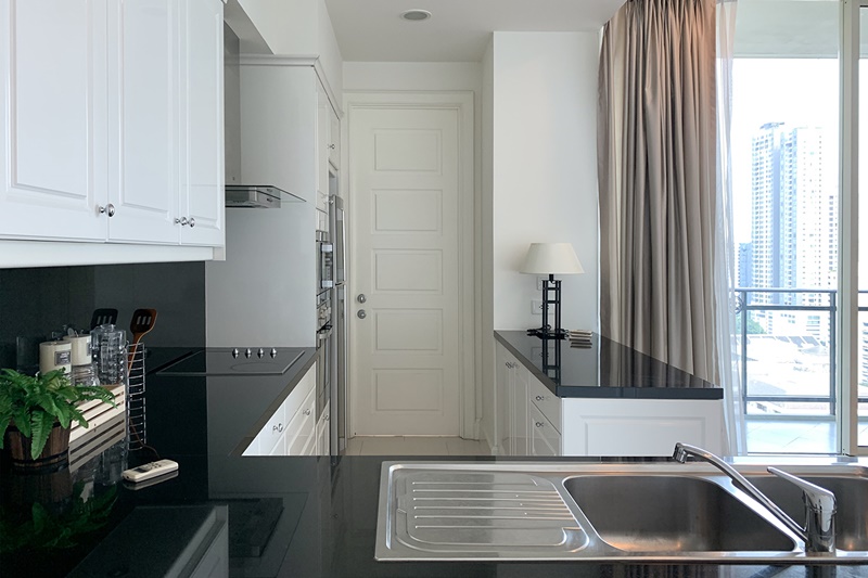 ให้เช่าคอนโด รอย์ช ไพรเวท เรสซิเดนซ์ส พื้นที่ 111.33 ตรม. 2 ห้องนอน เช่า 79,000 บ/ด