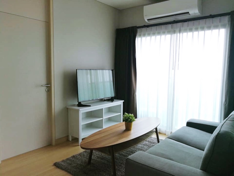 ให้เช่าคอนโด ลุมพินี สวีท เพชรบุรี-มักกะสัน พื้นที่ 40 ตรม. 2 ห้องนอน เช่า 25,000 บาท/เดือน