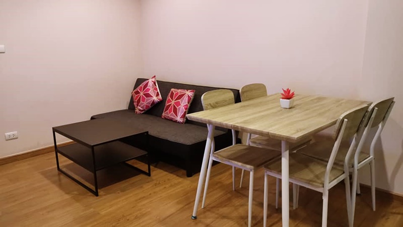 ให้เช่าคอนโด เดอะ ทรี อินเตอร์เชนจ์ พื้นที่ 36 ตร.ม. 1 ห้องนอน เช่า 12,000 บ/ด