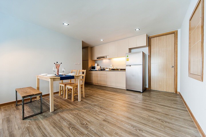 ให้เช่าคอนโด ซีวี 12 เดอะ เรสซิเดนซ์ พื้นที่ 95 ตร.ม. 2 ห้องนอน เช่า 65,000 บ/ด