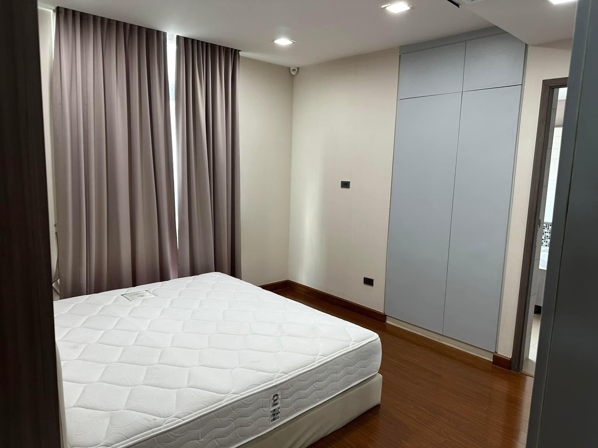 ให้เช่าคอนโด ณุศาศิริ แกรนด์ พื้นที่ 155 ตรม. 3 ห้องนอน ราคาเช่า 80,000 บาท/เดือน