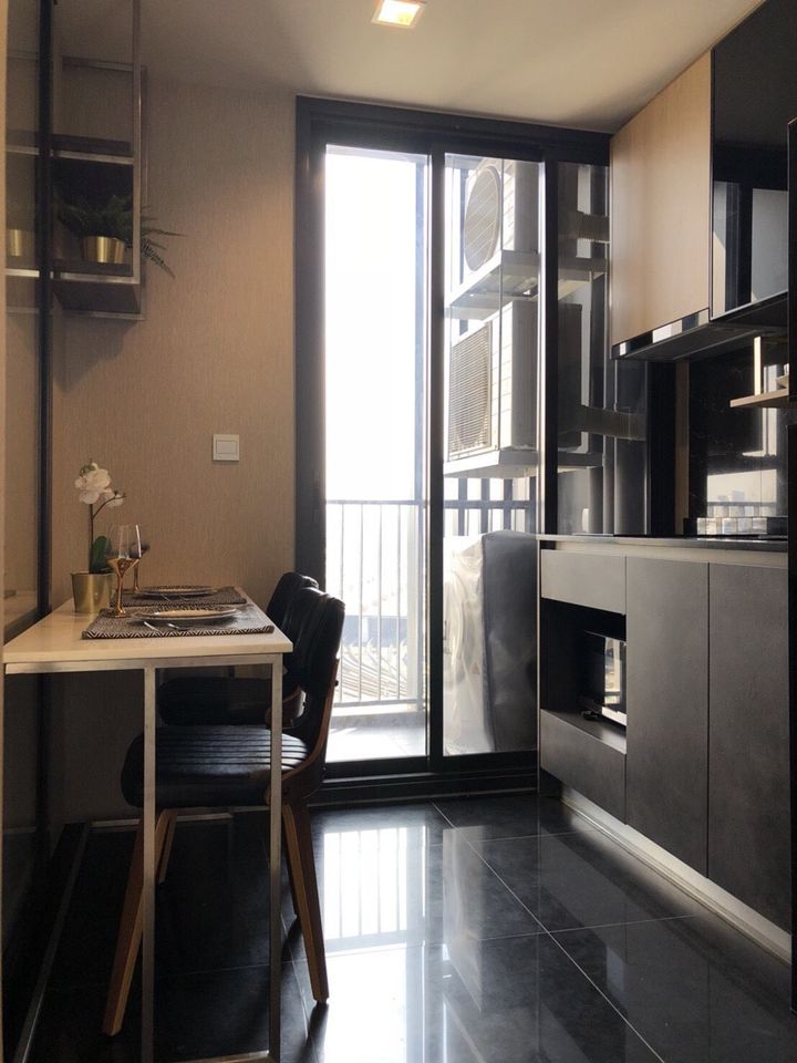 ให้เช่าคอนโด เดอะ ไลน์ จตุจักร - หมอชิต 26 ตรม.1 ห้องนอน ราคาเช่า 18,000 /เดือน