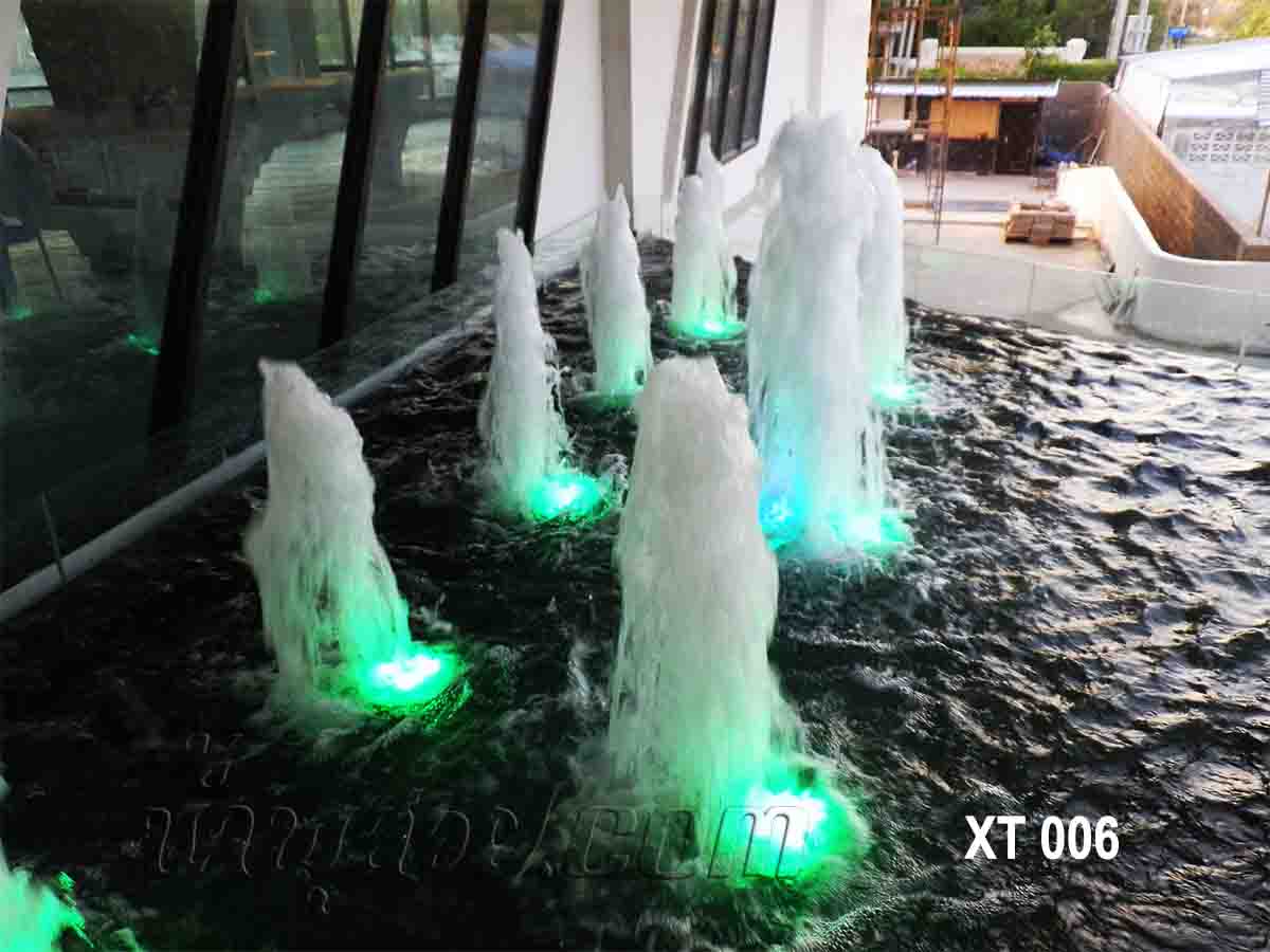 บ่อน้ำพุ ที่ ร.ร.The X Treme หัวหมาก กรุงเทพกรีฑา