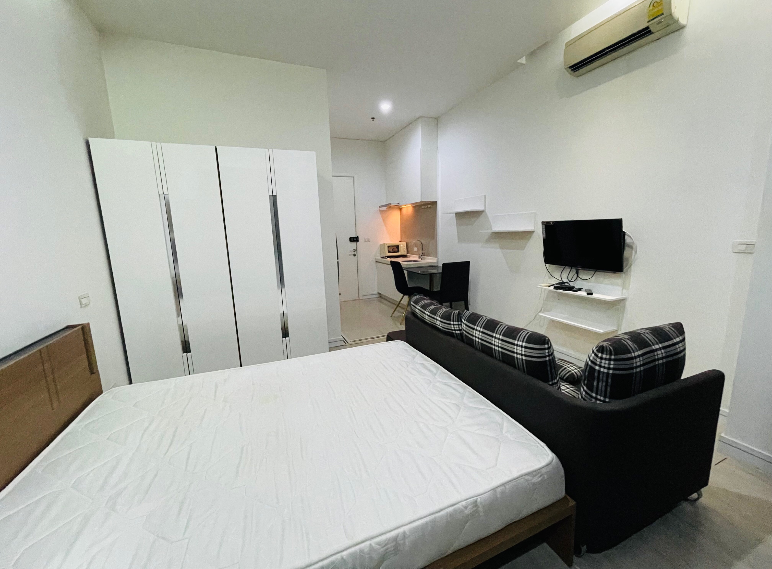 ให้เช่าคอนโด ทีซี กรีน พระราม 9 พื้นที่ 30 ตร.ม. สตูดิโอ เช่า 12,500 บ/ด