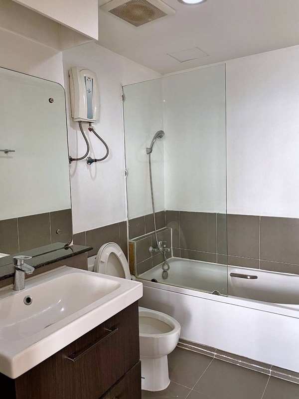 ให้เช่าคอนโด เดอะ วอเตอร์ฟอร์ด ไดมอนด์ 61 ตรม. 2 ห้องนอน 25,000 บ/ด