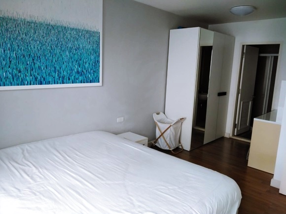 ให้เช่าคอนโด เดอะ โคลเวอร์ ทองหล่อ พื้นที่ 35 ตร.ม. 1 ห้องนอน เช่า 12,000 บ/ด