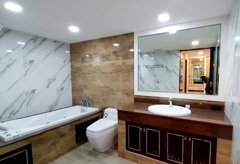 ขายคอนโด สเตท ทาวเวอร์ คอนโดมิเนียม 179 ตรม. 3 ห้องนอน ขาย 29 ล้านบาท