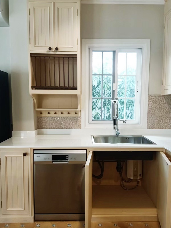 ให้เช่าบ้านเดี่ยว 3 ชั้น ย่านบางนา พื้นที่ 340 ตรม. 4 ห้องนอน เช่า 120,000 บ/ด