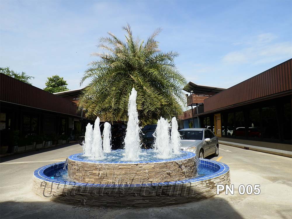 บ่อน้ำพุวงกลม 2 ชั้น หน้าร้าน PANA SPA ที่รังสิต คลอง3