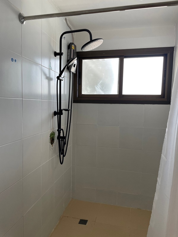 ให้เช่าคอนโด คริสตัล การ์เด้น พื้นที่ 112 ตร.ม. 2 ห้องนอน เช่า 37,000 บ/ด