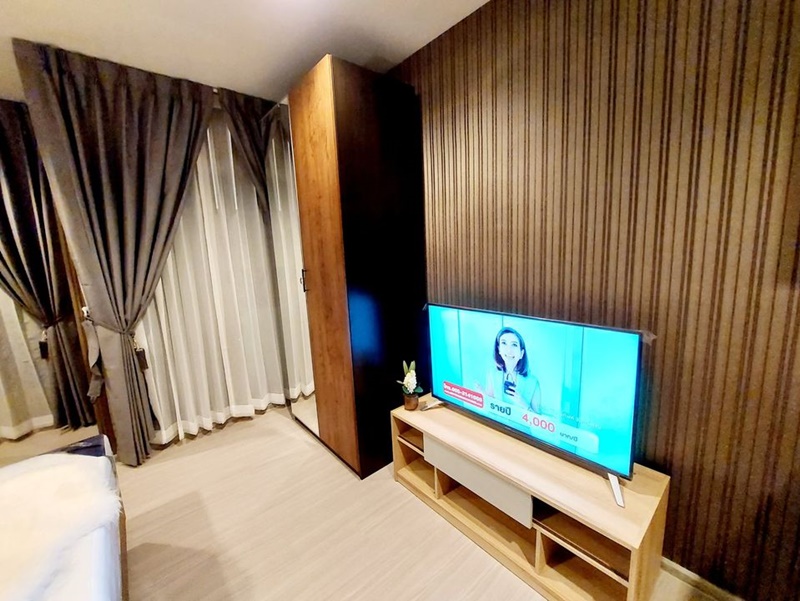 ให้เช่าคอนโด ไลฟ์ อโศก - พระราม 9 พื้นที่ 26 ตรม. สตูดิโอ เช่า 13,500 บ/ด