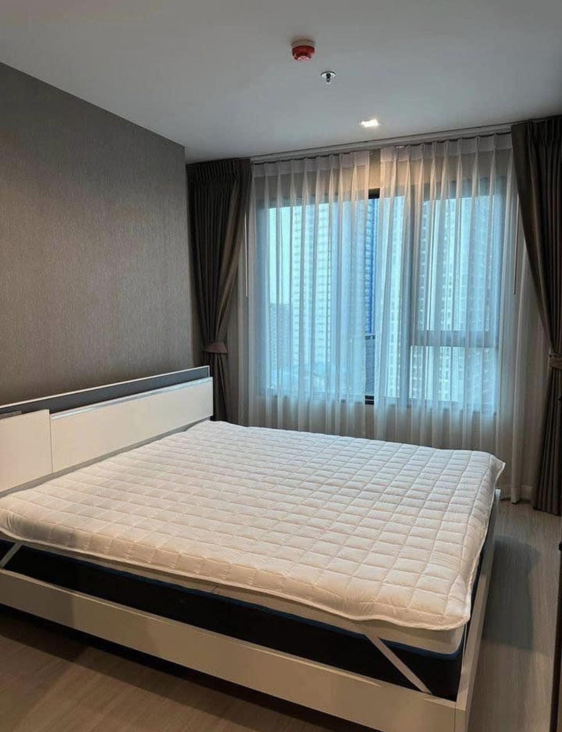 ให้ เช่าไลฟ์ ลาดพร้าว พื้นที่ 35 ตร.ม 1 ห้องนอน ราคา 21,000บาท/เดือน