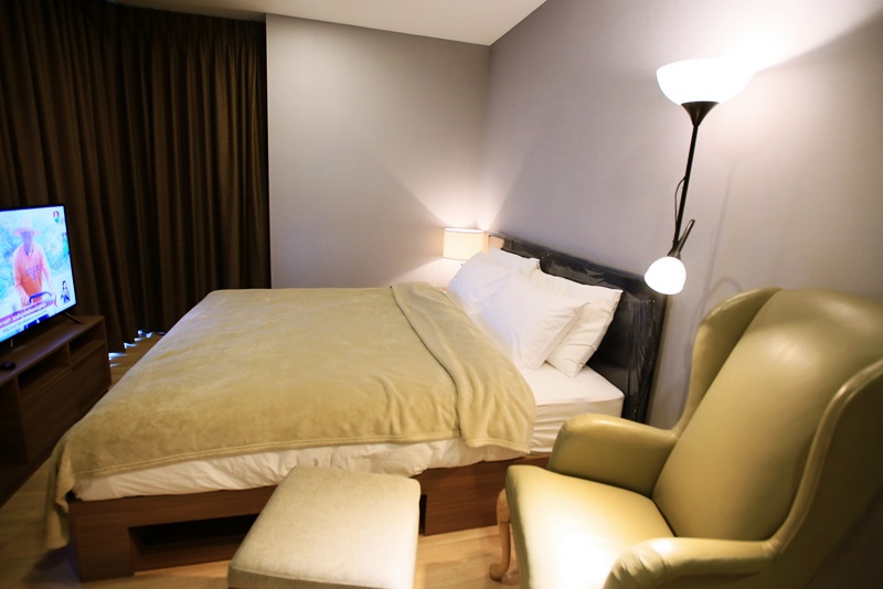 ขายคอนโด ทากะ เฮาส์ เอกมัย 12 พื้นที่ 67.50 ตร.ม. 2 ห้องนอน ขาย 13.8 ล้านบาท