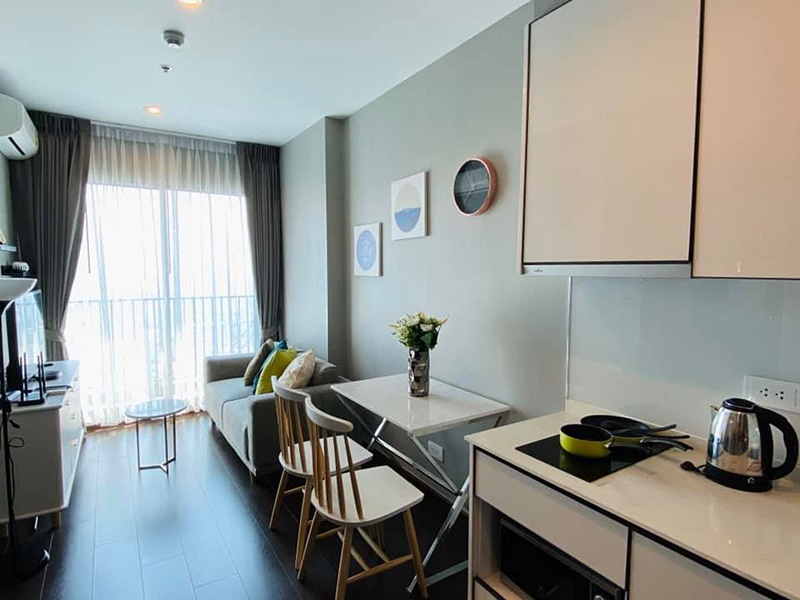 ให้เช่าคอนโด ซี เอกมัย พื้นที่ 30 ตร.ม. 1 ห้องนอน เช่า 18,000 บ/ด