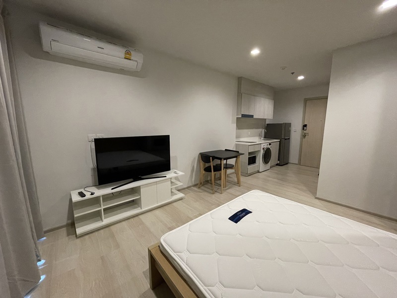 ขาย/ให้เช่าคอนโด ไลฟ์ วัน ไวร์เลส 28 ตร.ม. สตูดิโอ เช่า 19,000 บ/ด ขาย 4.9 ล้านบาท