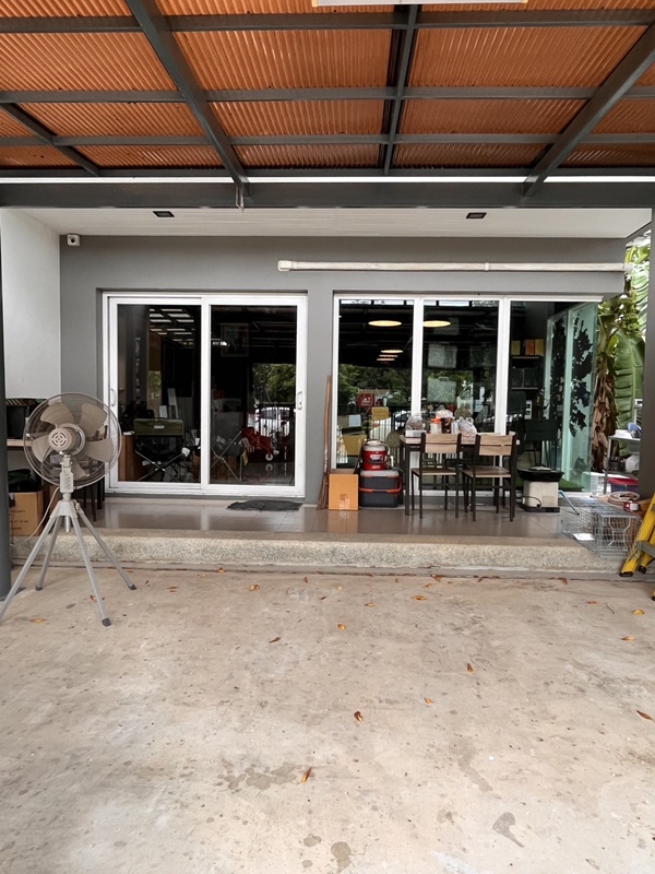 ให้เช่าบ้านแฝด 2 ชั้น ย่านวิภาวดี พื้นที่ 50 ตารางวา 3 ห้องนอน เช่า 60,000 บ/ด