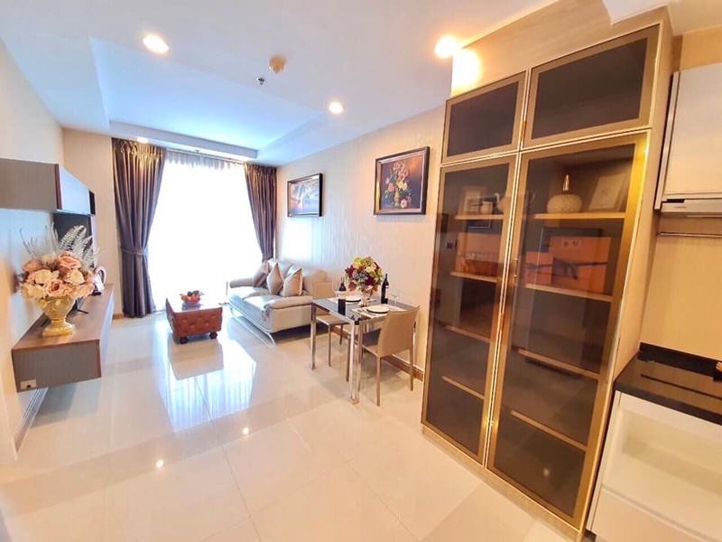 ให้เช่าคอนโด ศุภาลัย เวลลิงตัน พื้นที่ 47 ตร.ม. 1 ห้องนอน. เช่า 25,000 บ/ด