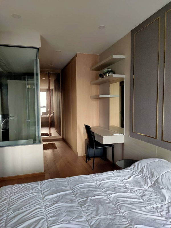 ให้เช่าคอนโด คิว ชิดลม-เพชรบุรี พื้นที่ 45 ตร.ม. 1 ห้องนอน เช่า 18,000 บ/ด