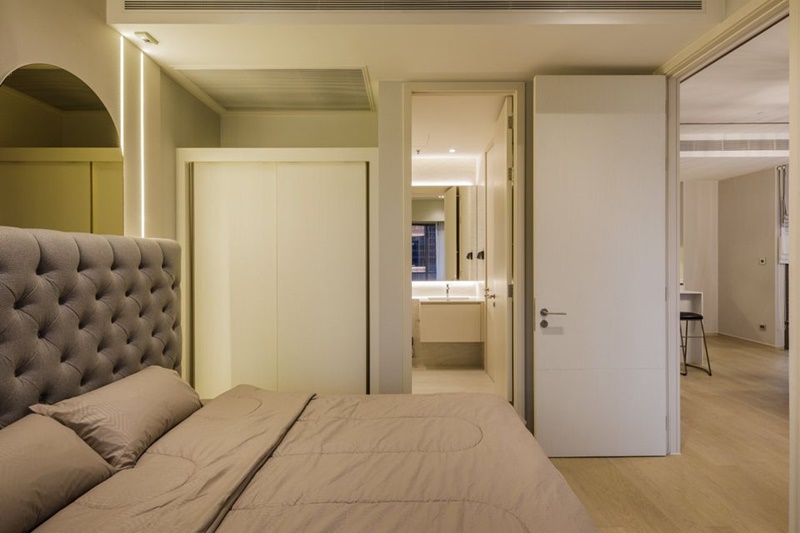 ให้เช่าคอนโด เดอะ สแตรนด์ ทองหล่อ พื้นที่ 95 ตร.ม. 2 ห้องนอน. เช่า 100,000 บ/ด