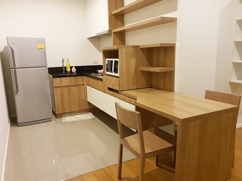 ให้เช่าคอนโด บลอคส์ 77 พื้นที่ 41 ตร.ม. 1 ห้องนอน ให้เช่า 18,000 บ/ด