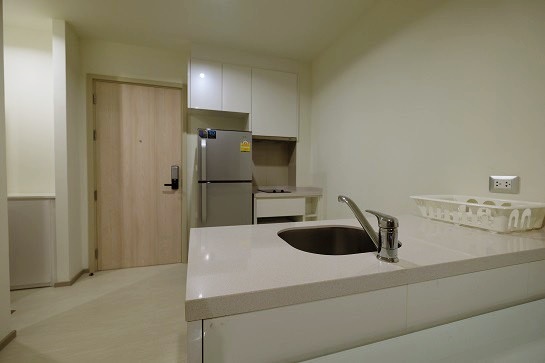 ขาย/ให้เช่า ริทึ่ม สุขุมวิท 42 พื้นที่ 45 ตร.ม. 1 ห้องนอน เช่า 35,000 บ/ด ขาย 9.8 ล้านบาท