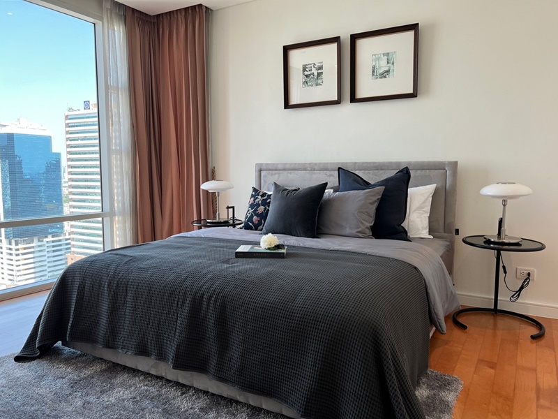 ให้เช่าคอนโด ฟูลเลอตัน สุขุมวิท พื้นที่ 105 ตร.ม. 2 ห้องนอน เช่า 78,000 บ/ด