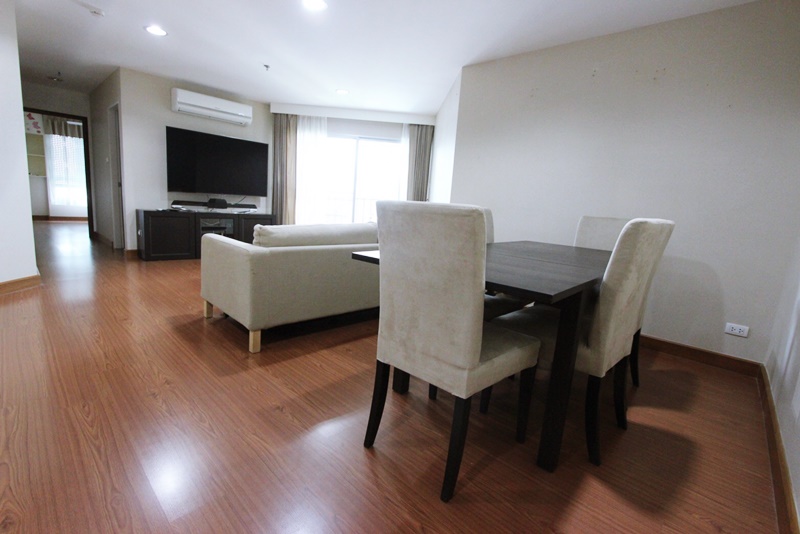 ให้เช่าคอนโด เบลล์ แกรนด์ พระราม 9 ตึก พื้นที่ 98 ตร.ม. 2 ห้องนอน เช่า 38,000 บ/ด