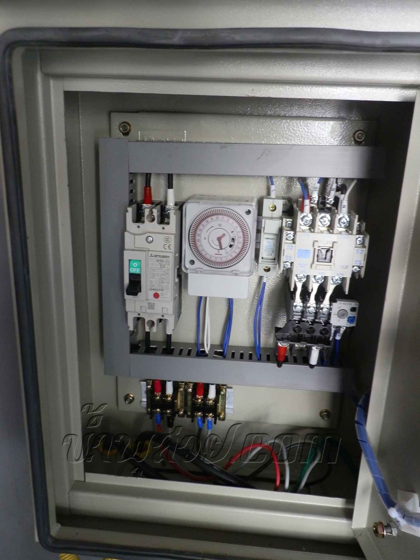 น้ำพุฮวงจุ้ยที่ บ.บางกอกแร้นช์ จำกัด มหาชน