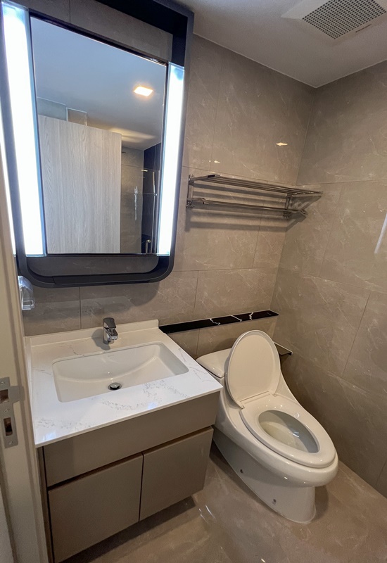 ขายดาวน์คอนโด วันไนน์ไฟว์ อโศก-พระราม 9 พื้นที่ 26 ตรม. 1 ห้องนอน ขาย 1.19 ล.