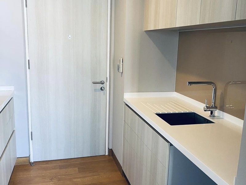 ขาย/ให้เช่า เดอะ ลุมพินี 24 พื้นที่ 56 ตร.ม. 2 ห้องนอน เช่า 40,000 บ/ด ขาย 12.5 ล้าน