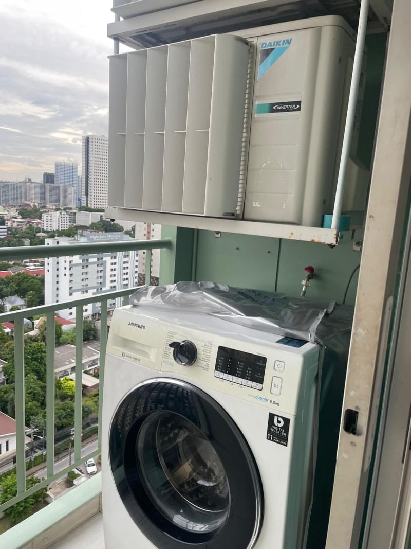 ให้เช่าคอนโด ลุมพินี เพลส รัชโยธิน พื้นที่ 30 ตร.ม. 1 ห้องนอน ให้เช่า 13,500 บ/ด