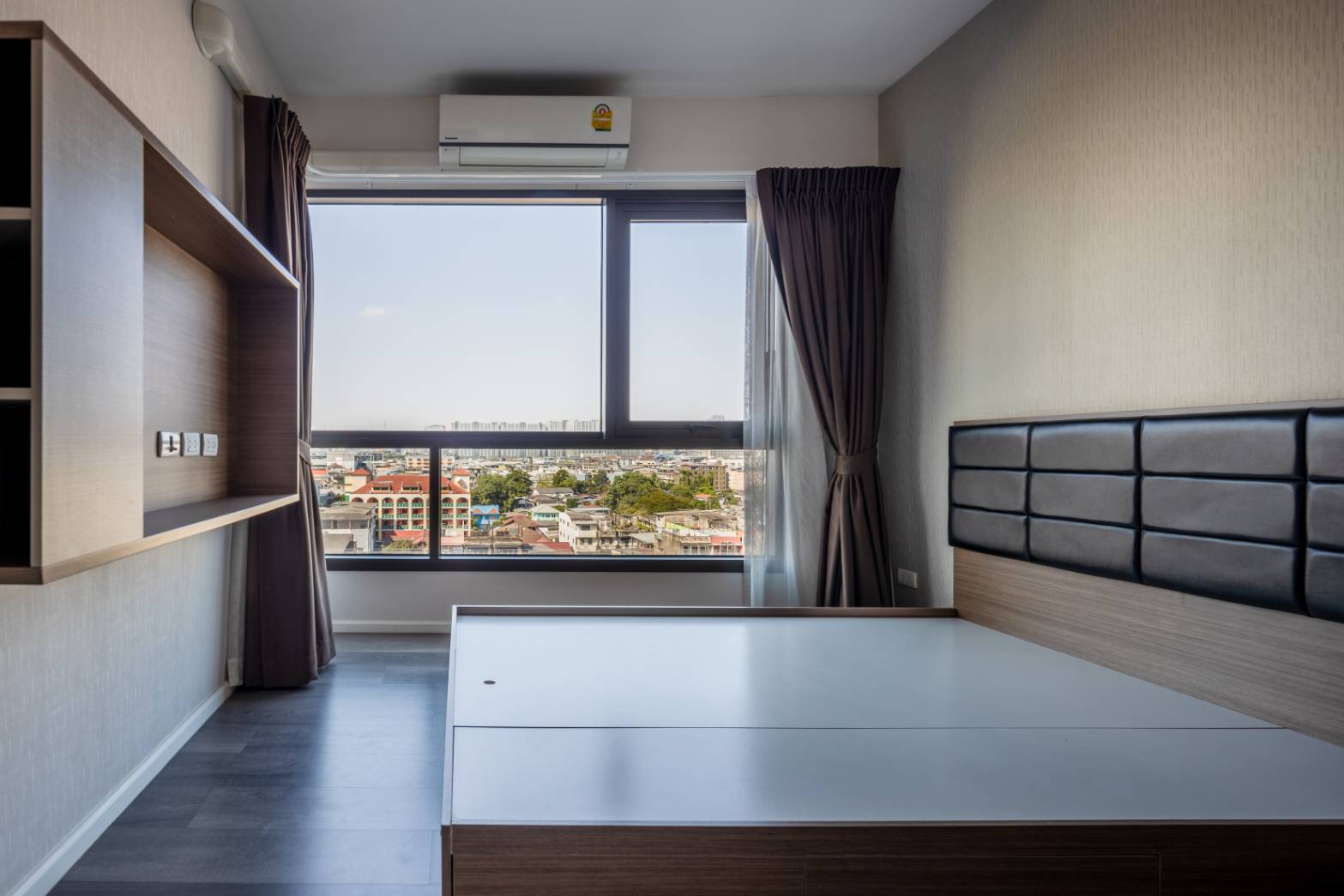 ขาย คอนโด เดอะ สเตจ เตาปูน อินเตอร์เชนจ์ พื้นที่ 35 ตร.ม. 1 ห้องนอน วิวสระ วิวแม่น้ำ