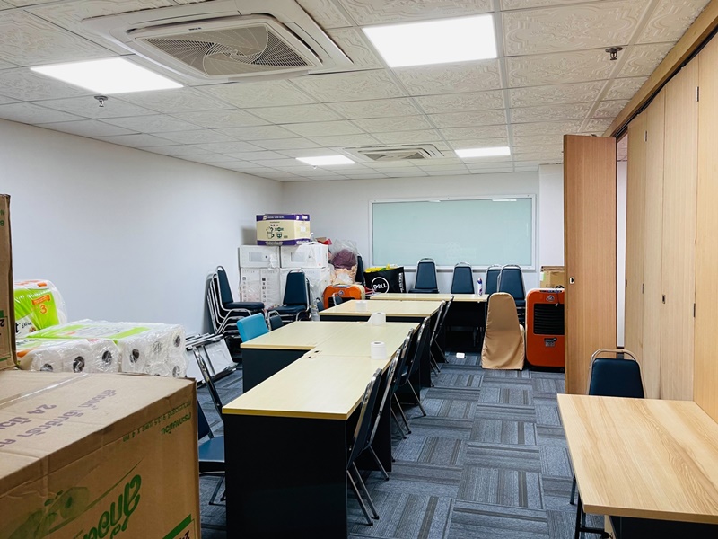 ขายพื้นที่สำนักงาน พี.เอส.ทาวเวอร์ พื้นที่ 610 ตรม. 12 ห้องทำงาน ขาย 55 ล้านบาท