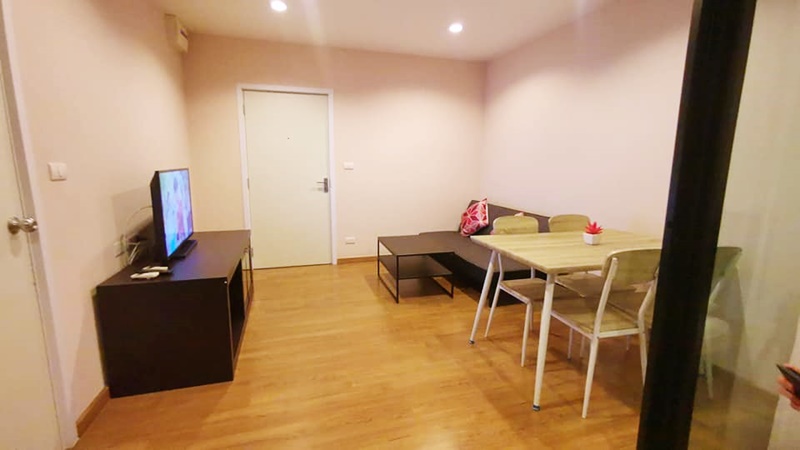 ให้เช่าคอนโด เดอะ ทรี อินเตอร์เชนจ์ พื้นที่ 36 ตร.ม. 1 ห้องนอน เช่า 12,000 บ/ด