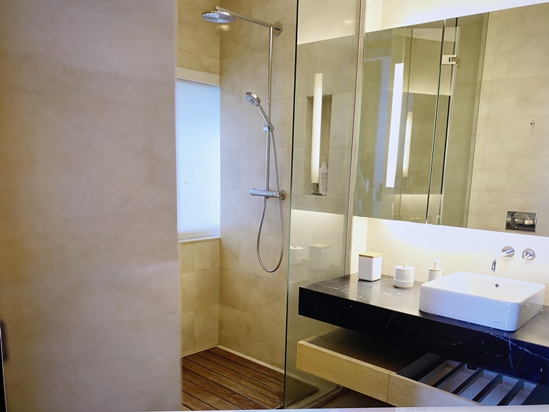 ขายคอนโด มิวนีค หลังสวน พื้นที่ 96 ตร.ม. 2 ห้องนอน ขาย 24 ล้านบาท