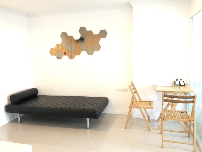 ขายคอนโด ลุมพินี เพลส พระราม 9 พื้นที่ 37 ตร.ม. 1 ห้องนอน ขาย 3.3 ล้านบาท