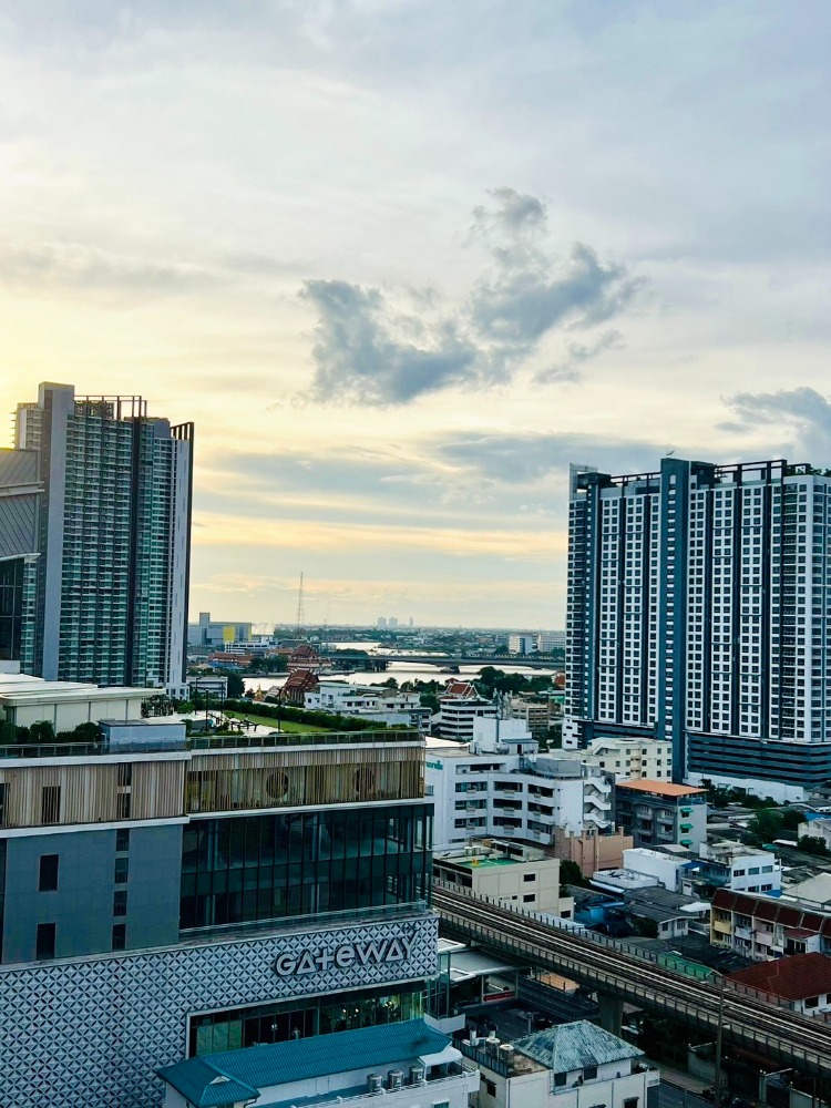 ขาย/ให้เช่า คอนโด เดอะ ทรี อินเตอร์เชนจ์ พื้นที่ 31 ตร.ม. สตูดิโอ เช่า 10,000 บ/ด ขาย 2.99 ลบ.