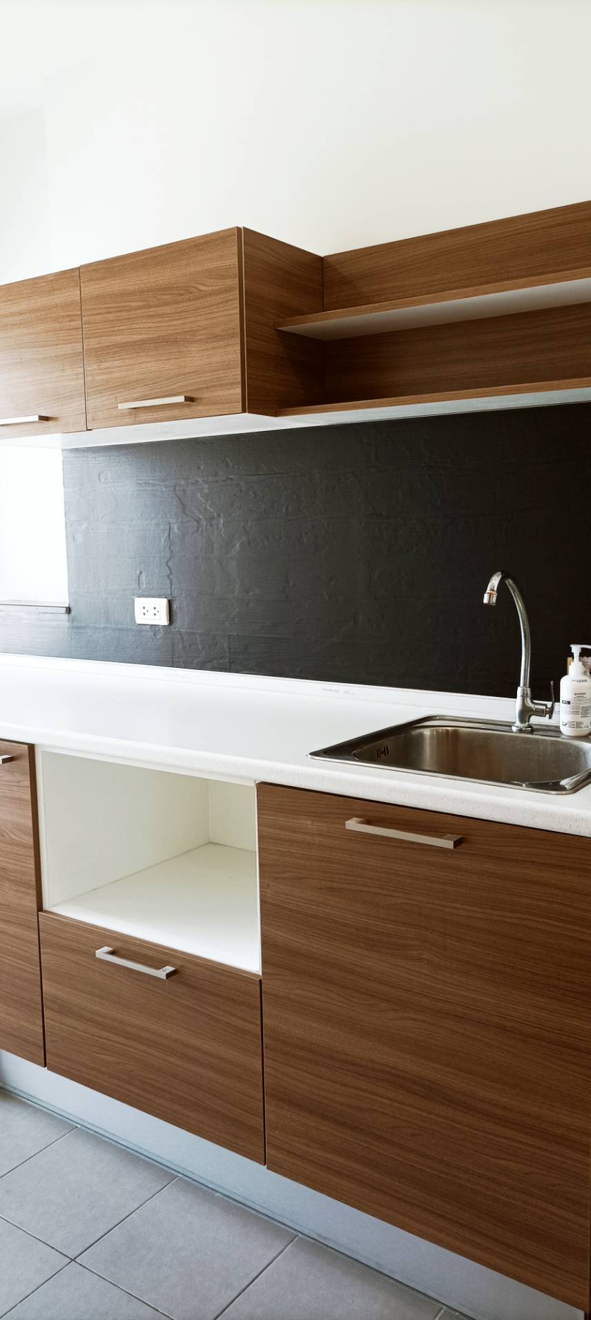 ขาย/ให้เช่า เดอะ ทรี อินเตอร์เชนจ์ พื้นที่ 36 ตร.ม. 1 ห้องนอน เช่า 10,500 บ/ด ขาย 2.9 ล้านบาท