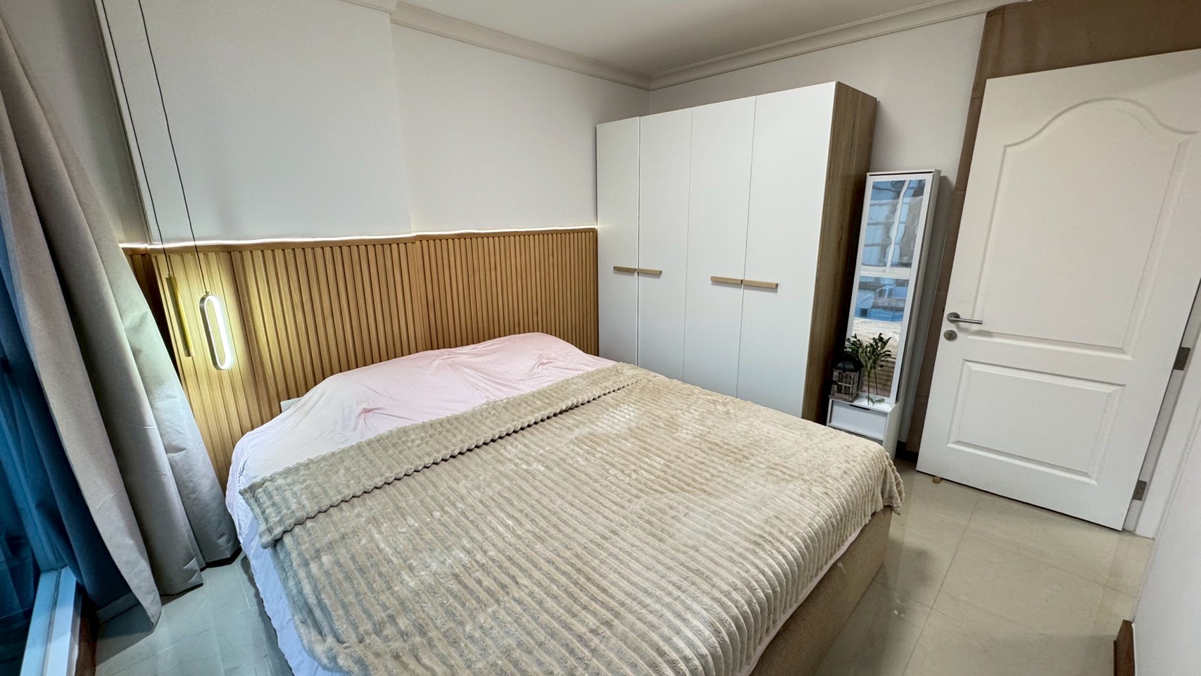 เช่า คอนโด ชาโตว์ อินทาวน์ พหลโยธิน 11 พื้นที่ 45 ตร.ม. 2 ห้องนอน 1 ห้องนอน ราคา 30,000 บาท