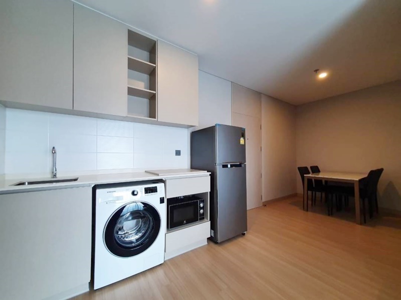 ให้เช่าคอนโด ลุมพินี สวีท เพชรบุรี-มักกะสัน พื้นที่ 40.5 ตรม. 2 ห้องนอน เช่า 25,000 บ/ด