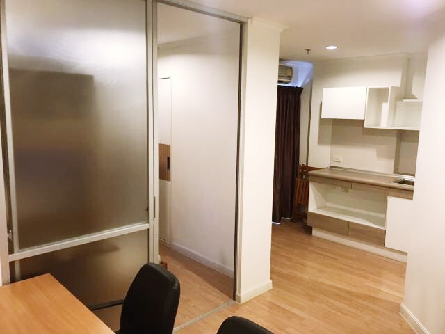 ขาย ลุมพินี พาร์ค ปิ่นเกล้า พื้นที่ 56.14 ตร.ม. 2 ห้องนอน ขาย 5.5 ล้านบาท