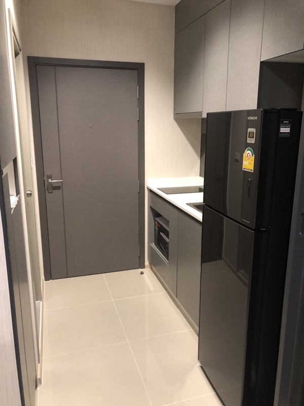 ขายคอนโด ไอดีโอ พระราม 9 ตัดใหม่ พื้นที่ 26 ตร.ม. สตูดิโอ ขาย 2.8 ล้านบาท