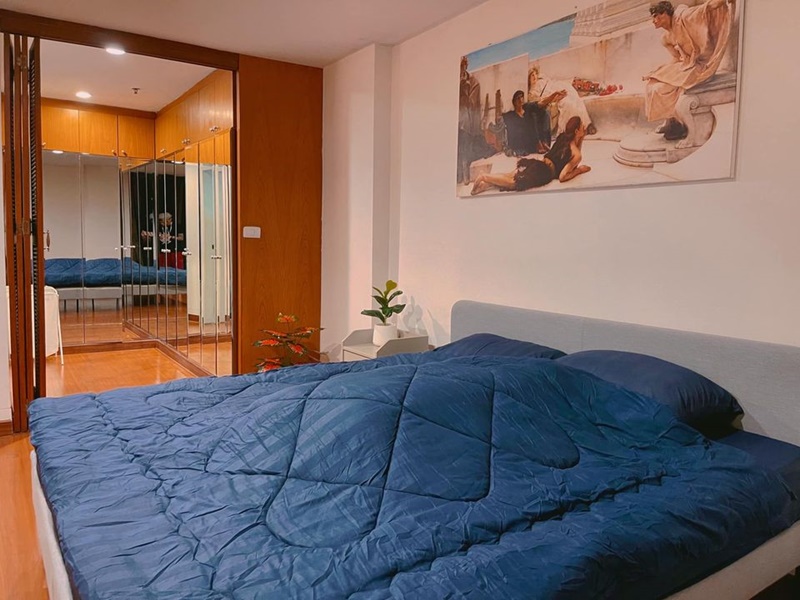 ให้เช่าคอนโด รีเจ้นท์ รอยัล เพลส 1 พื้นที่ 230 ตรม. 4 ห้องนอน เช่า 120,000 บาท/เดือน