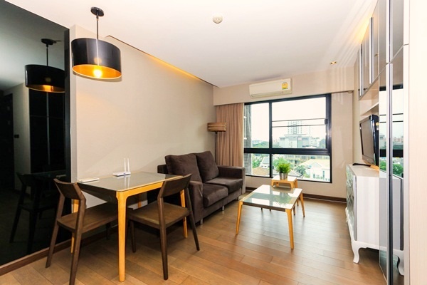 ให้เช่าคอนโด ไทดี้ ทองหล่อ พื้นที่ 41 ตร.ม. 1 ห้องนอน เช่า 18,000 บ/ด