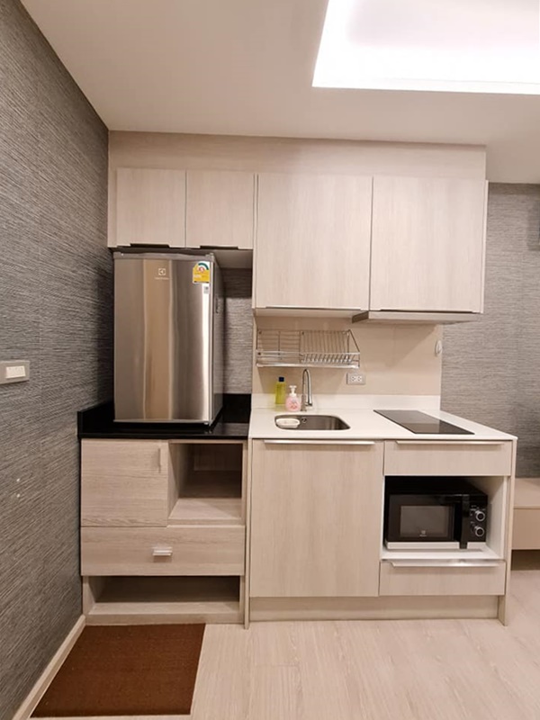 ให้เช่าคอนโด วีธารา สุขุมวิท 36 พื้นที่ 30 ตร.ม. 1 ห้องนอน. เช่า 18,000 บ/ด