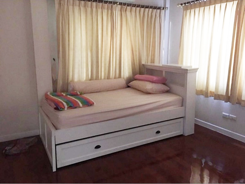 ให้เช่าบ้านเดียว 2 ชั้น ย่านรามอินทรา พื้นที่ 90 ตรว. 3 ห้องนอน เช่า 65,000 บ/ด