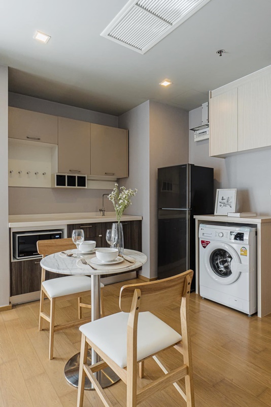 ให้เช่าคอนโด โนเบิล รีเวนต์ พื้นที่ 41 ตรม. 1 ห้องนอน เช่า 22,000 บาท/เดือน