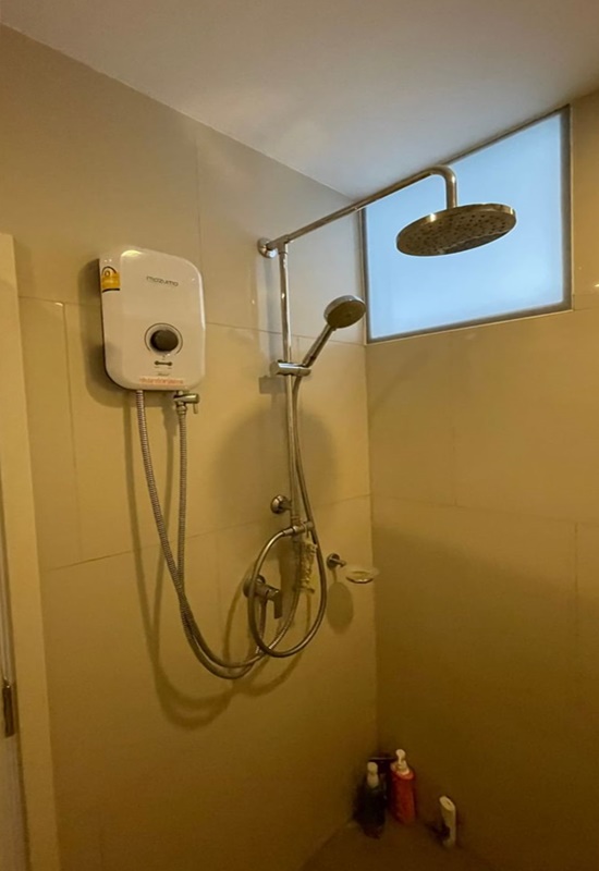 ให้เช่าคอนโด บลอสซั่ม คอนโด แอท แฟชั่น อัลติจูด 42 ตร. ม. 1 ห้องนอน เช่า 12,000 บ/ด