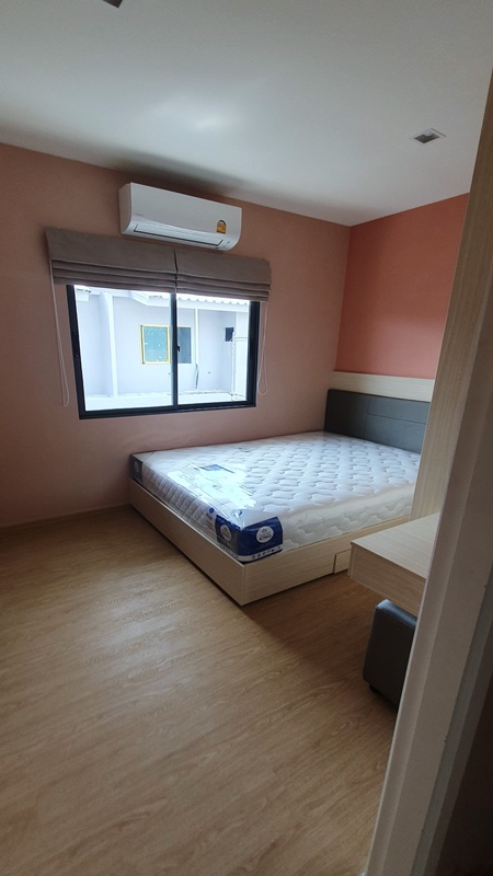 ให้เช่าทาวน์โฮม 3 ชั้น ย่านประเวศ พื้นที่ 20 ตรว. 3 ห้องนอน เช่า 40,000 บ/ด